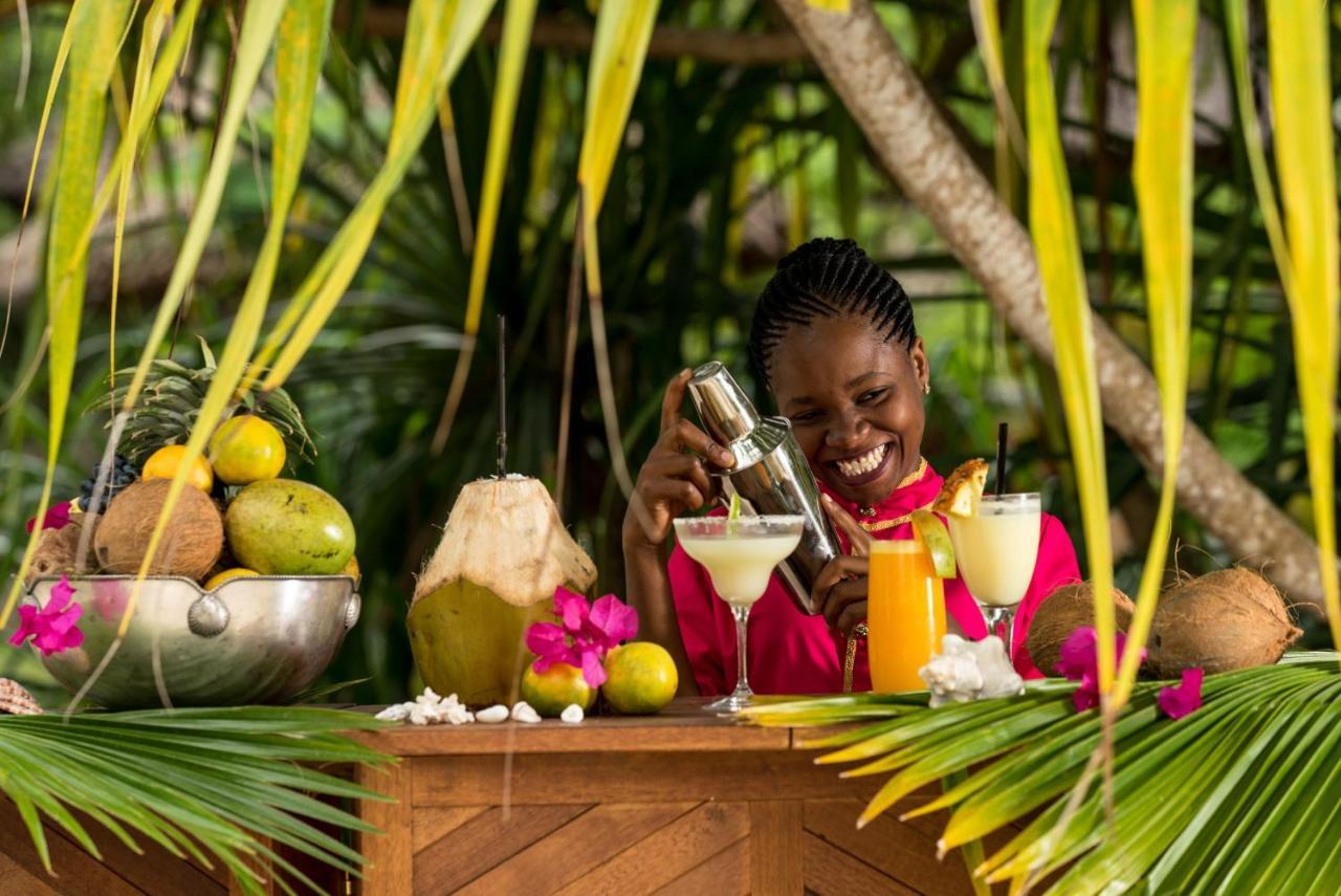 Tikitam Palms Boutique Hotel Pongwe Exterior photo