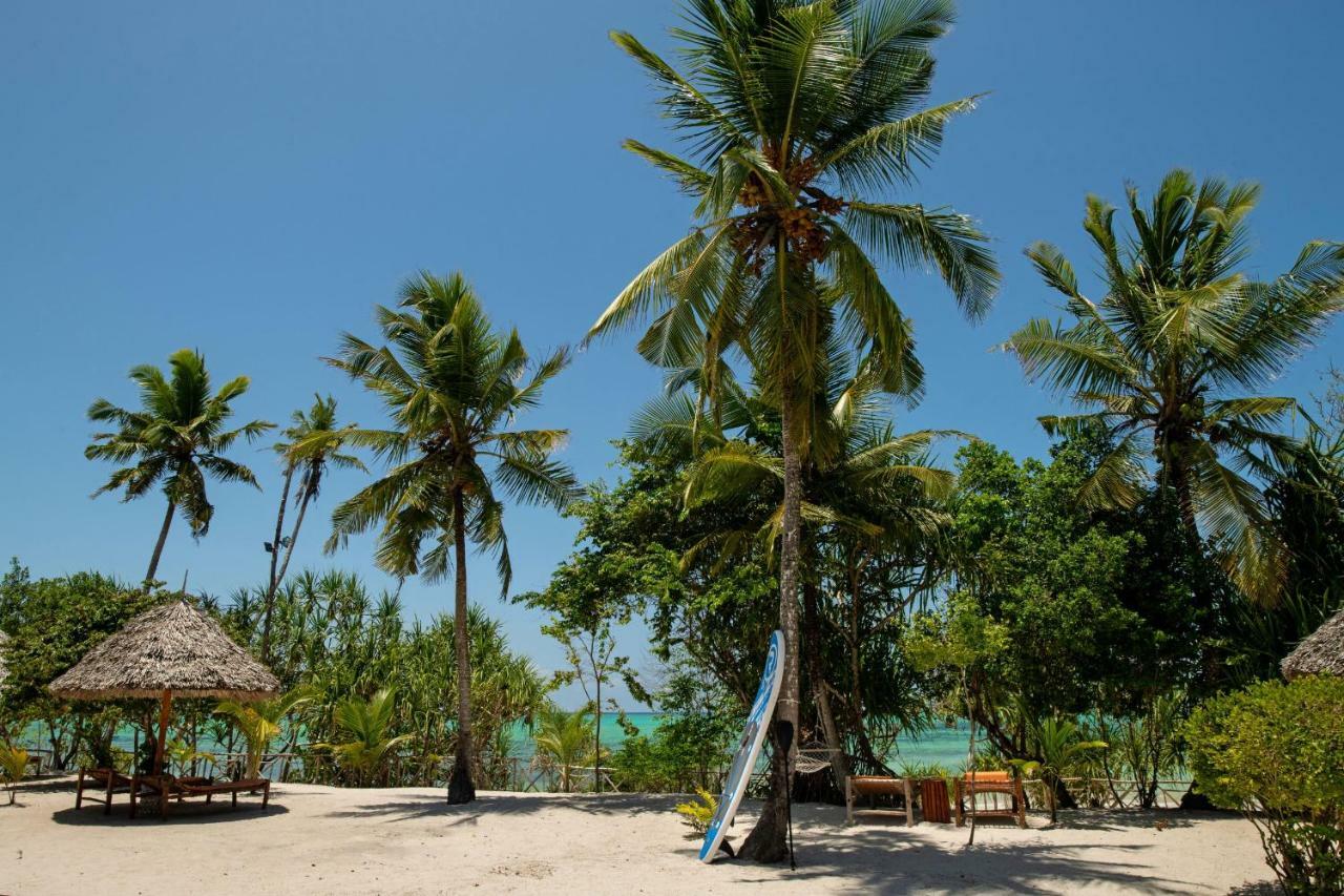Tikitam Palms Boutique Hotel Pongwe Exterior photo